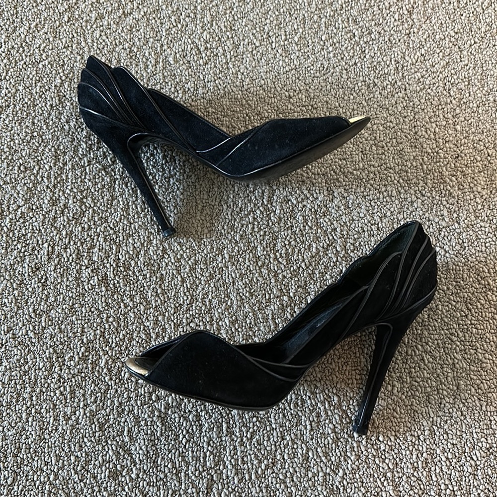 Vintage Fendi suede leather contrast scallop shell peep toe stiletto pump heel